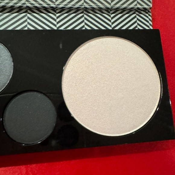 NIB never been used or tested from. Basic Bit*h by MAC - Picture 7 of 7